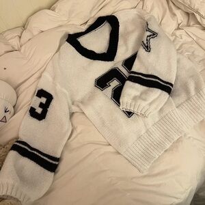 SHEIN White and Black V-Neck Sweater